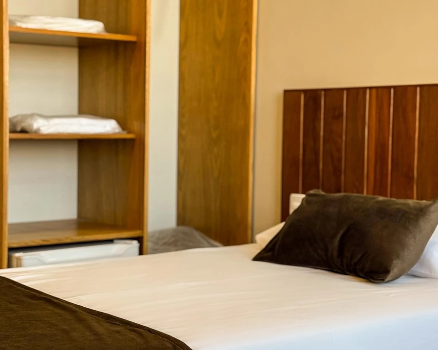Uberaba-Hotel-Suites_Quartos_Suíte Executiva-Solteiro ou Casal_ (3)